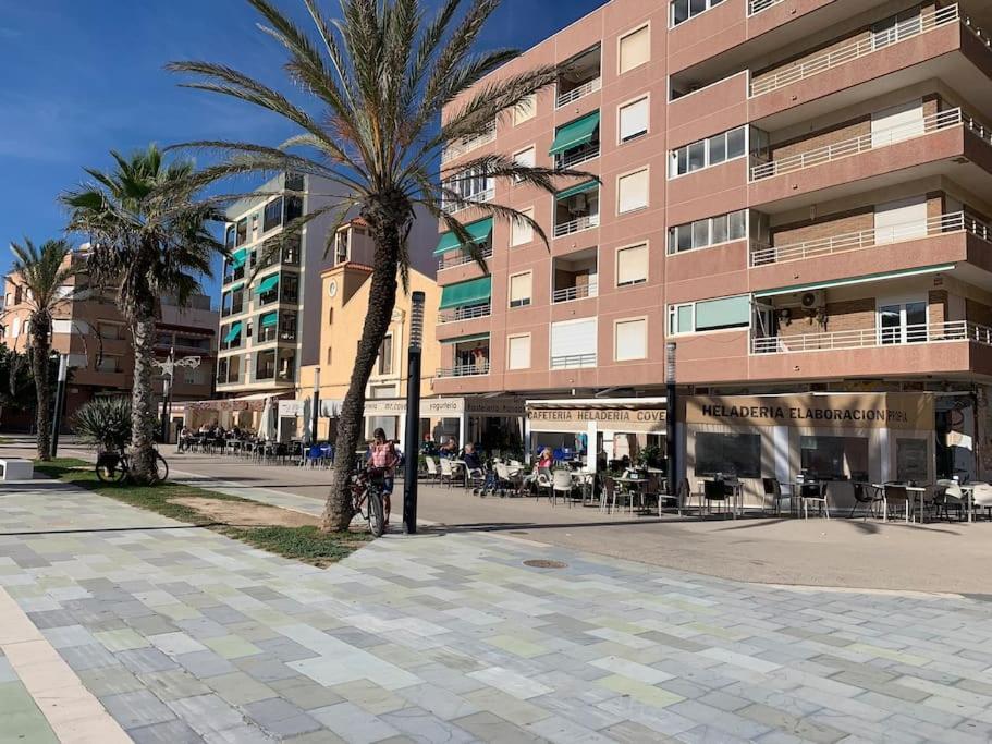 Modern Apartment Near Beach 라 마타 외부 사진