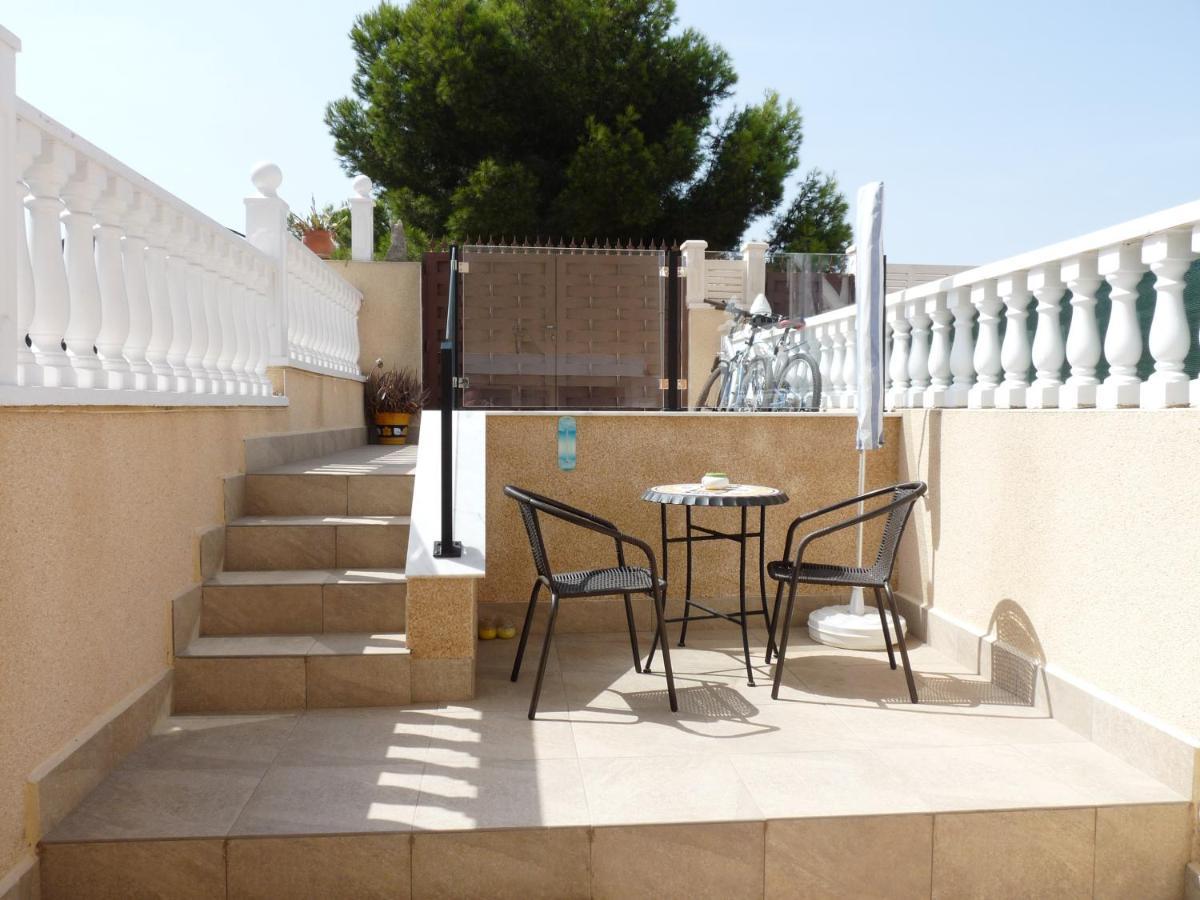 Modern Apartment Near Beach 라 마타 외부 사진